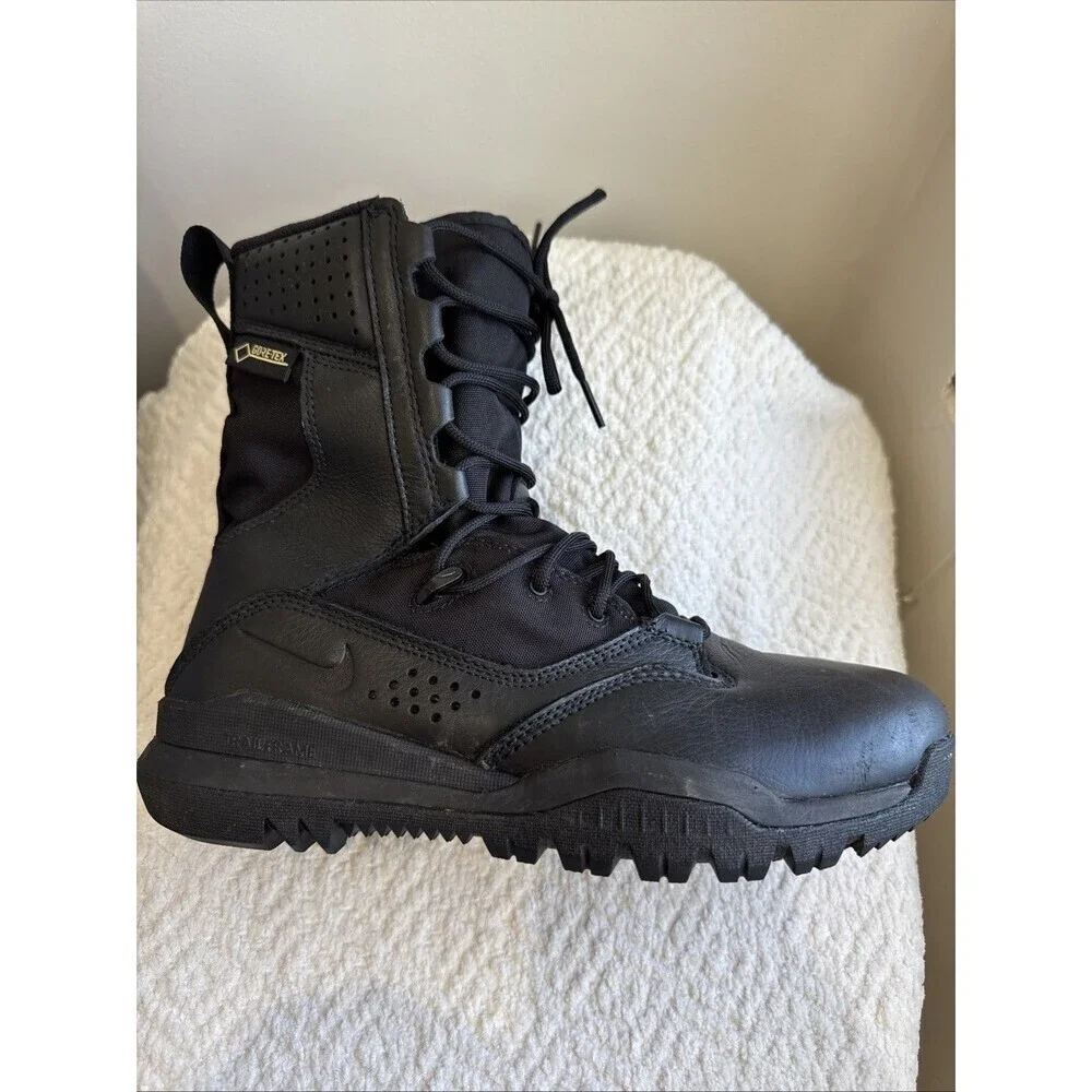 Nike SFB Field 2 8